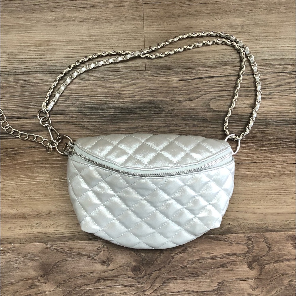 NWOT Steve Madden Silver Fanny Pack